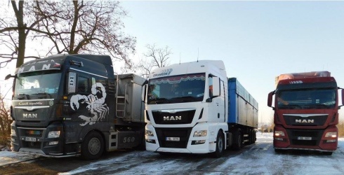 nákladní autodoprava.jpg